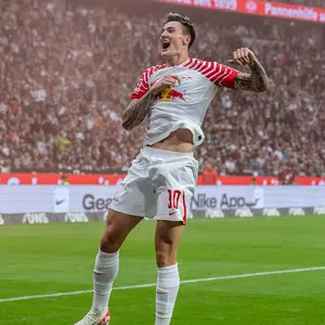 Benjamin Sesko extends existing contract with Leipzig until 2029