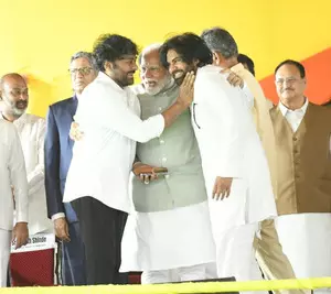 Brothers in arms: Pawan Kalyan’s swearing-in makes Chiranjeevi proud Brothers in arms: Pawan Kalyan’s swearing-in makes Chiranjeevi proud