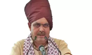 Raj CM unveils late Kirori Singh Bainslas statue, announces educational institute in his name