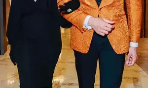 Sidharth turns cheerleader as wife Kiara marks 10 years in industry