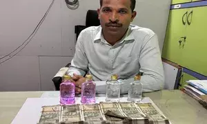 Hyderabad cop caught while accepting Rs 3 lakh bribe