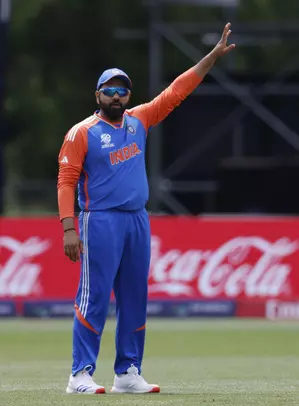 T20 World Cup: Rohit is both commendable player and captain, says Ishant Sharma