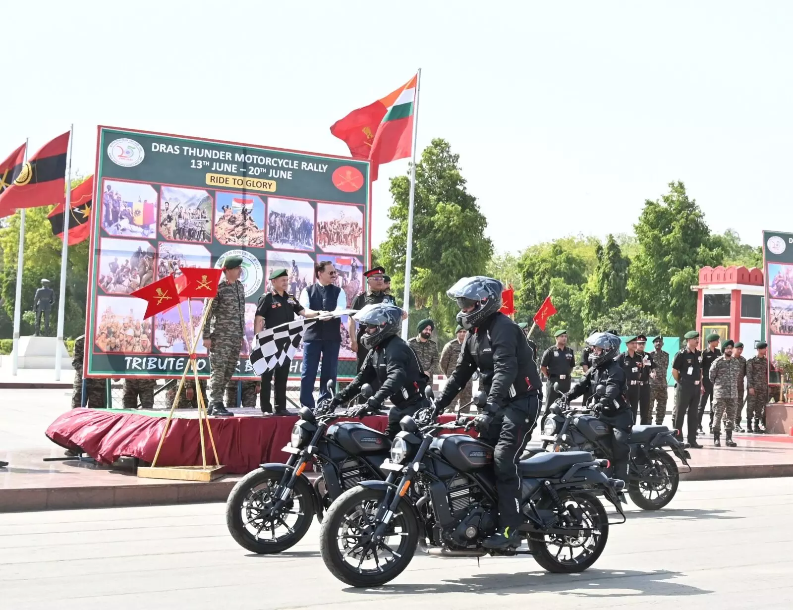 Dras Thunder Motorcycle Rally Flagged Off to Mark 25 Years of Kargil Vijay Dras Thunder Motorcycle Rally Flagged Off to Mark 25 Years of Kargil Vijay