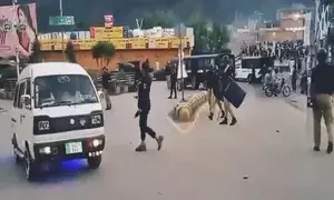 Anti-government march rocks Pakistan-occupied Kashmir again