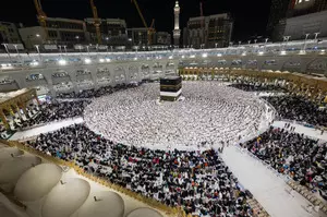 Haj begins as Saudi Arabia expects 2 million pilgrims Haj begins as Saudi Arabia expects 2 million pilgrims