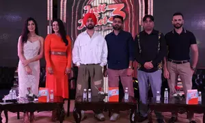 Diljit, Neeru and Jasmin dazzle in latest song from Jatt and Juliet 3