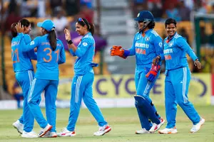 Smriti, Deepti & Pooja did the work of contributing for the team: Harmanpreet Kaur