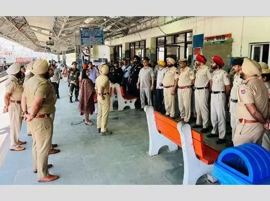 Punjab Police Conducts Massive Statewide CASO at Railway Stations, Bus Stands Punjab Police Conducts Massive Statewide CASO at Railway Stations, Bus Stands