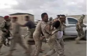 Senior military official, 5 soldiers injured in Houthi attack