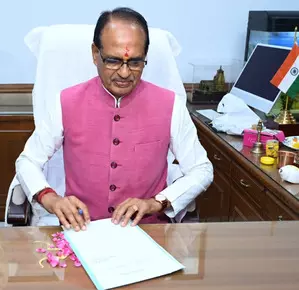 Shivraj Singh Chouhan resigns as MLA from Budhni Shivraj Singh Chouhan resigns as MLA from Budhni