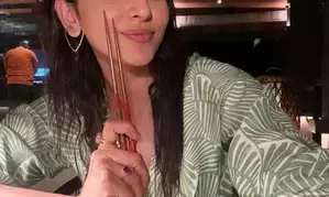 Rakul Preet greets fans on World Sushi Day; shares photo of her waiting to dig in