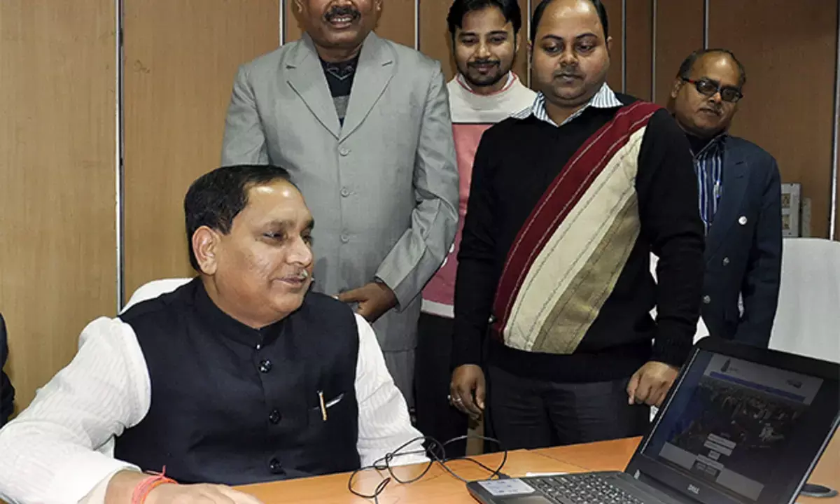 Bihar Minister Reviews Information and PR Department, Stresses on Effective Public Outreach