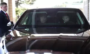 Putin gives another luxury Russian limousine to Kim as gift