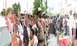 MoS Bandi Sanjay Kumar arrives in Karimnagar to rousing welcome