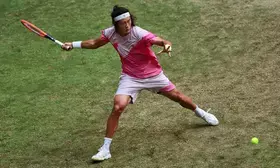 Zhang Zhizhen writes new history by roaring into Halle ATP semis