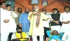 Pro-OBC quota activists suspend hunger strike after talks with Bhujbal-led delegation