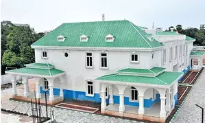 War of words hots up between TDP, YSRCP over illegal’ party offices