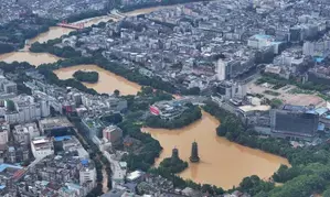China raises emergency response to rainstorms