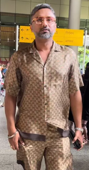 Yo Yo Honey Singh lands for best friend Sonakshis wedding; bina daaru piye nachunga mai aaj