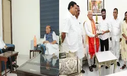 Telangana CM meets Defence Minister, seeks transfer of 2,450 acres defence land