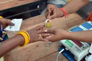 15 candidates in fray for Himachal bypolls to three Assembly seats