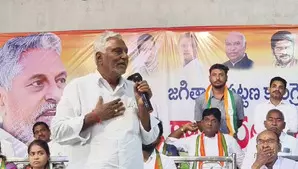 Telangana minister pacifies senior leader Jeevan Reddy