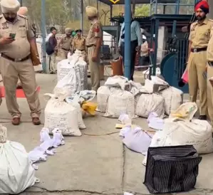 Punjab Police destroy 83 kg heroin, 10,000 kg poppy husk Punjab Police destroy 83 kg heroin, 10,000 kg poppy husk