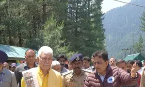 J&K Lt Governor reviews arrangements for Amarnath Yatra in Pahalgam