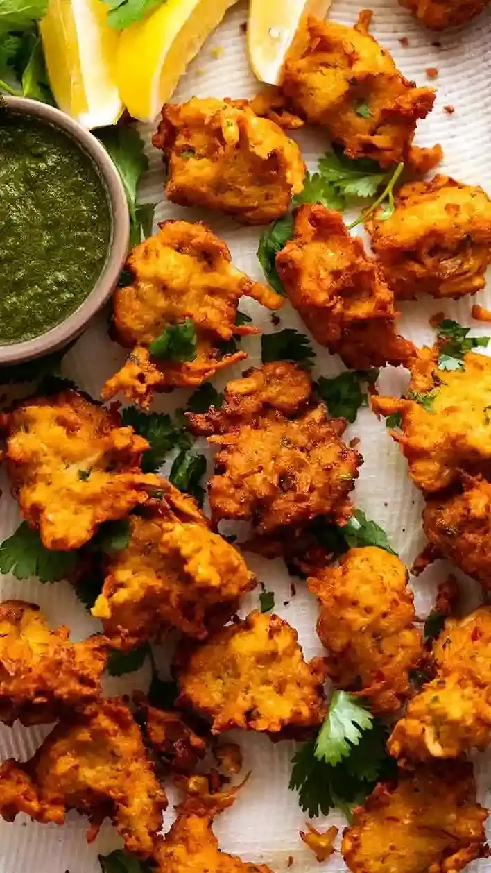 Top Indian Snacks to Enjoy with Tea
