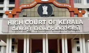 Differently-abled man moves Kerala HC seeking permission to take driving license test