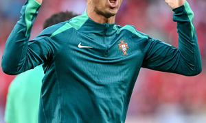 Euro 2024: Bhaichung Bhutia questions Ronaldos spot in starting XI, says Portugal has big decision to make