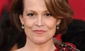 Sigourney Weaver to be feted with honorary Golden Lion at Venice Film Festival