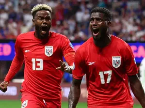 Copa America: Panama beat USA to stay alive in Group C