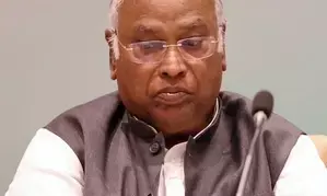 Kharge condoles death of five Army soldiers in Ladakh