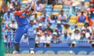 T20 World Cup: Kohli top scores with 76 as India post 176/7 against South Africa
