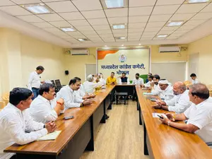 Congress committee arrives in Bhopal to review LS poll debacle