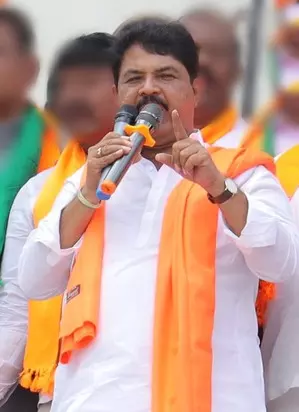 CM Siddaramaiah dividing society on caste lines: Karnataka LoP