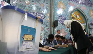 Irans presidential election enters run-off (Lead)