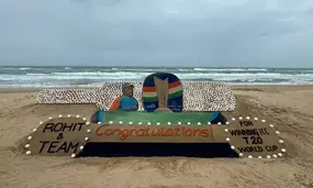 Sand artist Sudarsan Pattnaik congratulates Team India