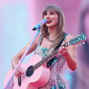 At her Dublin concert, Taylor Swift plays up the Ireland connect of her album ‘Folklore’ At her Dublin concert, Taylor Swift plays up the Ireland connect of her album ‘Folklore’