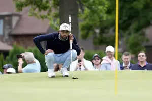 Golf: Bhatia drops a final hole bogey to lose the golf title by one Golf: Bhatia drops a final hole bogey to lose the golf title by one