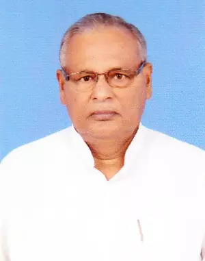 JD(U) MLA hospitalised after fainting at disaster committee meeting in Nalanda JD(U) MLA hospitalised after fainting at disaster committee meeting in Nalanda