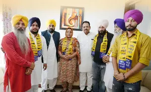 Akali Dal leader joins AAP ahead of Jalandhar West bypoll