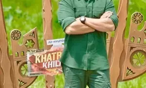 Rohit Shetty comes back to ‘apna desh’ after wrapping up ‘KKK 14’ shoot in Romania