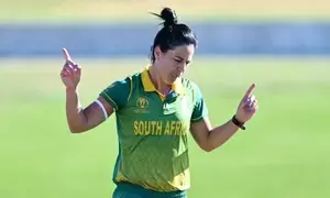 South Africa all-rounder Marizanne Kapp signs up with Melbourne Stars on three-year deal