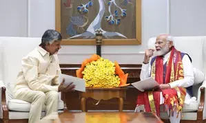 Chandrababu Naidu meets PM, seeks financial handholding amid scarcity of resources (Lead)