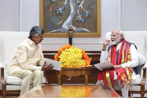 Chandrababu Naidu meets PM, seeks financial handholding amid scarcity of resources (Lead) Chandrababu Naidu meets PM, seeks financial handholding amid scarcity of resources (Lead)