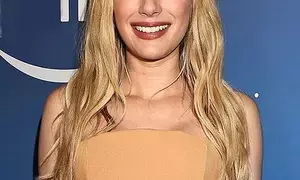 Emma Roberts calls aunt Julias classics comfort movies to watch