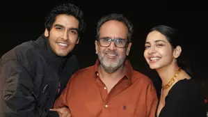 Aanand Rai opens up on how he chose Ansh Duggal, Pragati Srivastava as leads in Nakhrewaalii Aanand Rai opens up on how he chose Ansh Duggal, Pragati Srivastava as leads in Nakhrewaalii