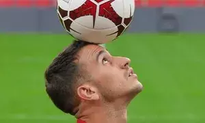 Copa del Rey hero Berenguer signs new contract with Athletic Bilbao